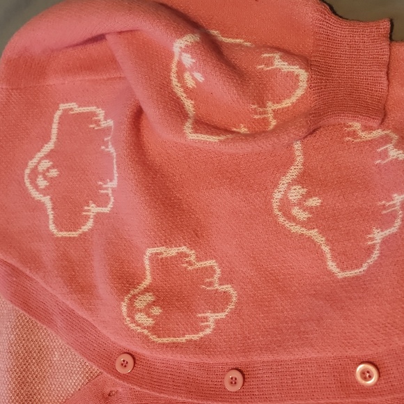 Pink ghost 👻 sweater - Picture 3 of 4